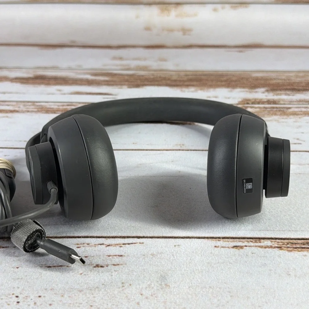 Used Logitech Zone Wired On-Ear Headset Black 981-000876 USB PC Mic Tested